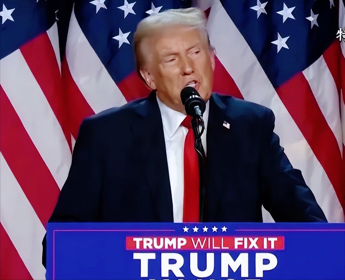 美媒又爆了个大瓜，直接把美国司法部推上风口浪尖，爱泼斯坦案的档案里，和现任总统特