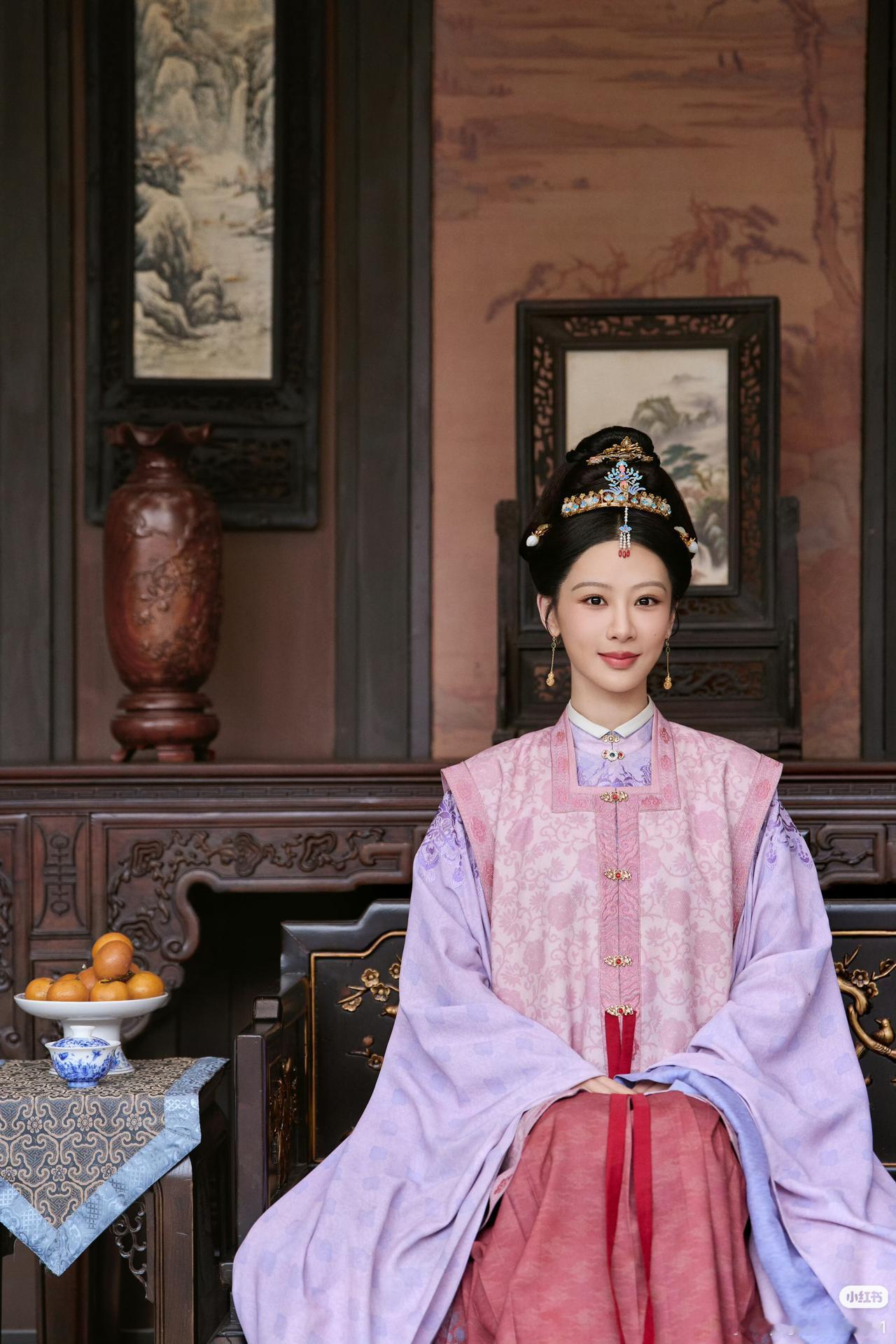 韩东君没想到，杨紫更是没想到，待播剧《家业》被短剧跟风拍摄，正剧还未播，就