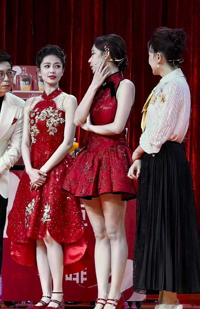 程潇红毯程潇白鹿这才是真正的大腿啊！没有美颜也没拉直程潇