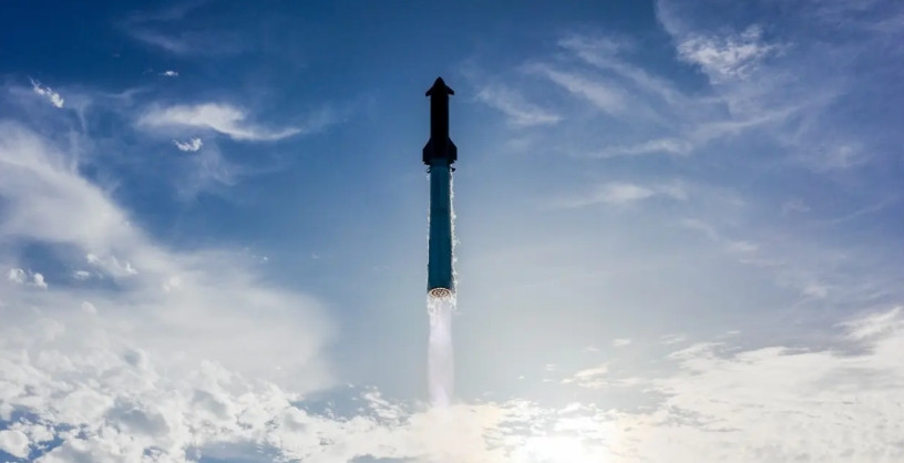 SpaceX巨型火箭第10次飞行成功之后，接下来会有什么计划？SpaceX正以