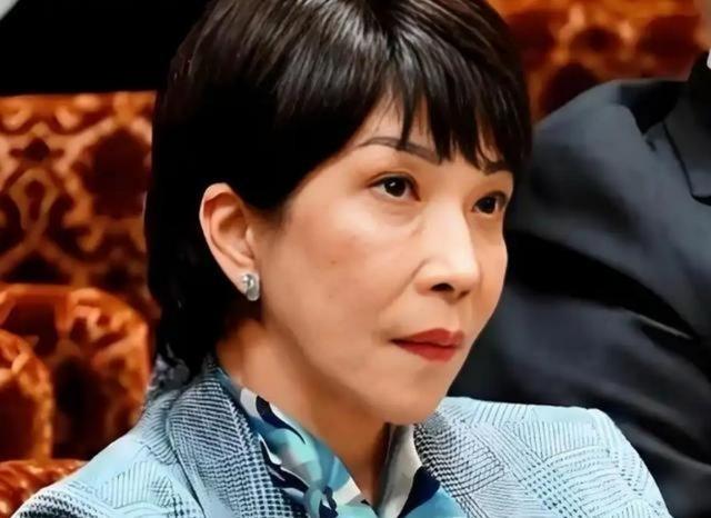 中国的预判简直神了：高市早苗就是秋后的蚂蚱，蹦跶不了几天！之前还在叫嚣“核武装”