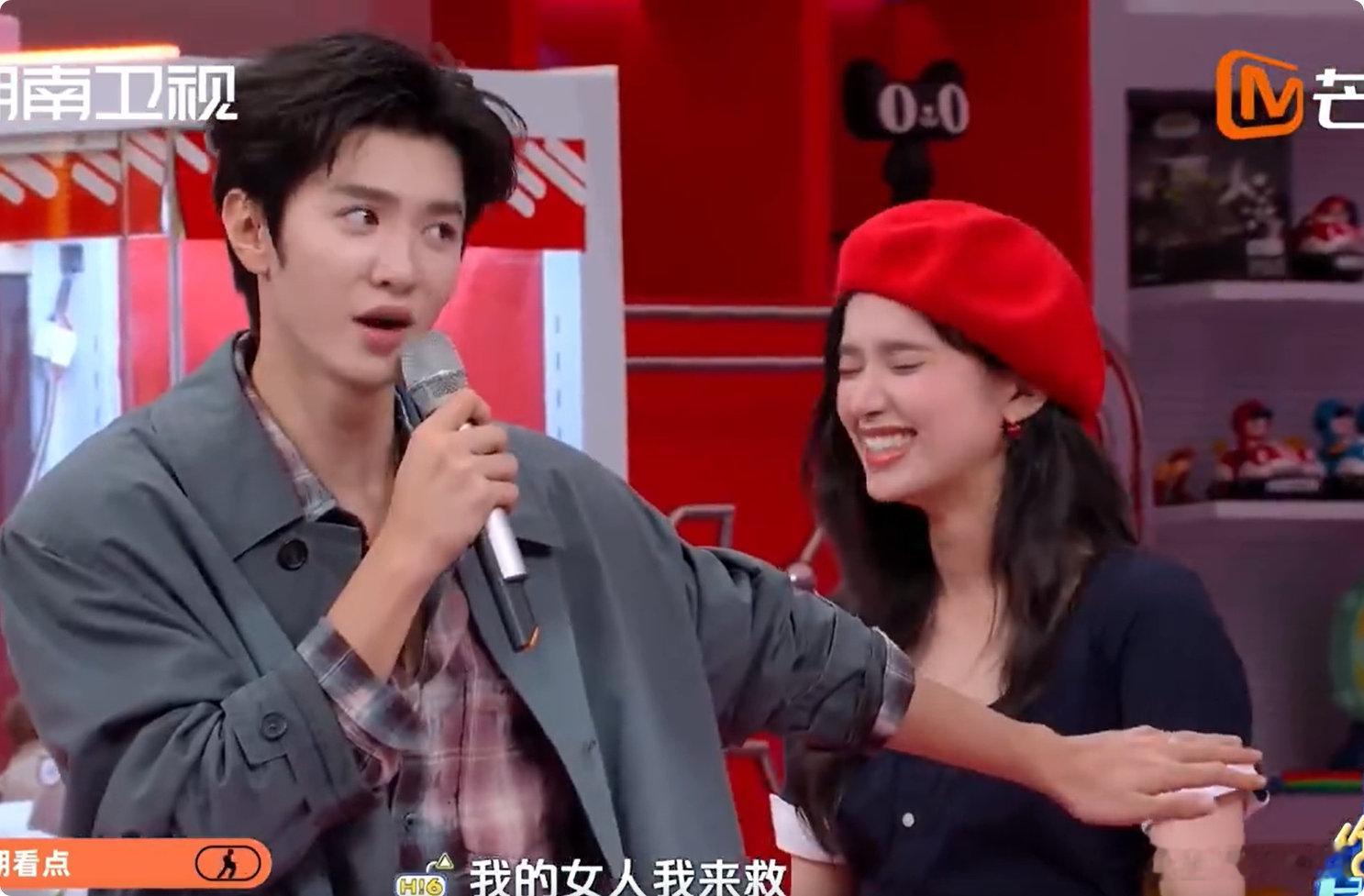 陈哲远好六给张婧仪求婚陈哲远对张婧仪说我的女人我来救陈哲远好六给张婧仪单膝跪地