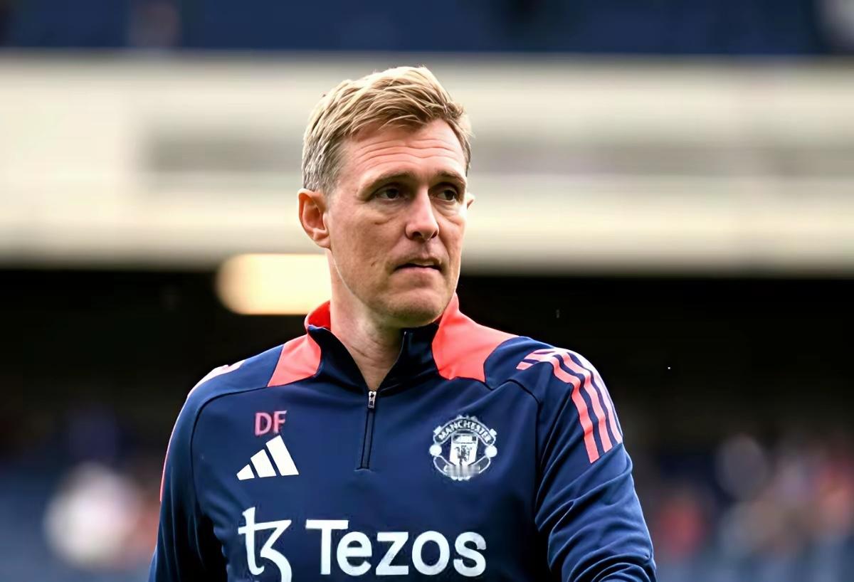 可惜了迪亚洛。他刚和曼联续约到2030年，一线队也踢满了50场，结果……可能真要