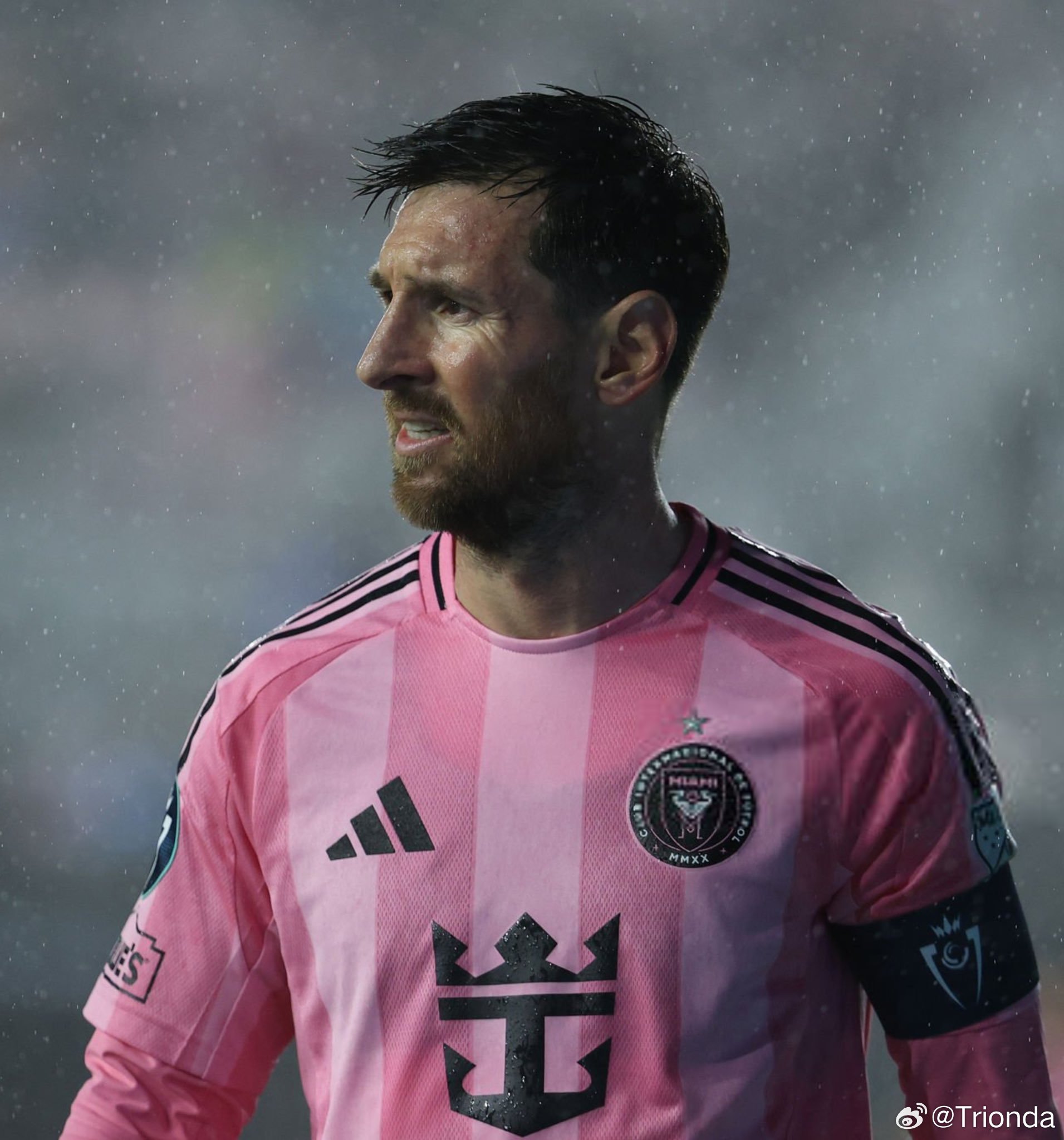 2026年的目标：克里斯蒂亚诺·罗纳尔多：9莱昂内尔·梅西：6所以C罗休息了一个