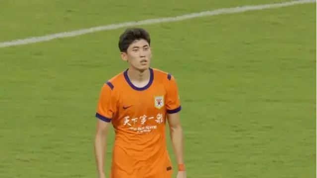克雷桑泽卡同时缺阵！泰山锋线告急，买乌郎或成奇兵泰山队这回真遇到麻烦了。10