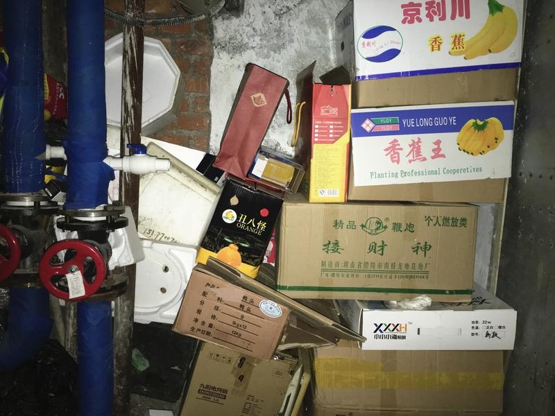 守着纸盒子过了大半年下班回家先挪箱子周末收拾绕着走连扫地机器人都卡壳