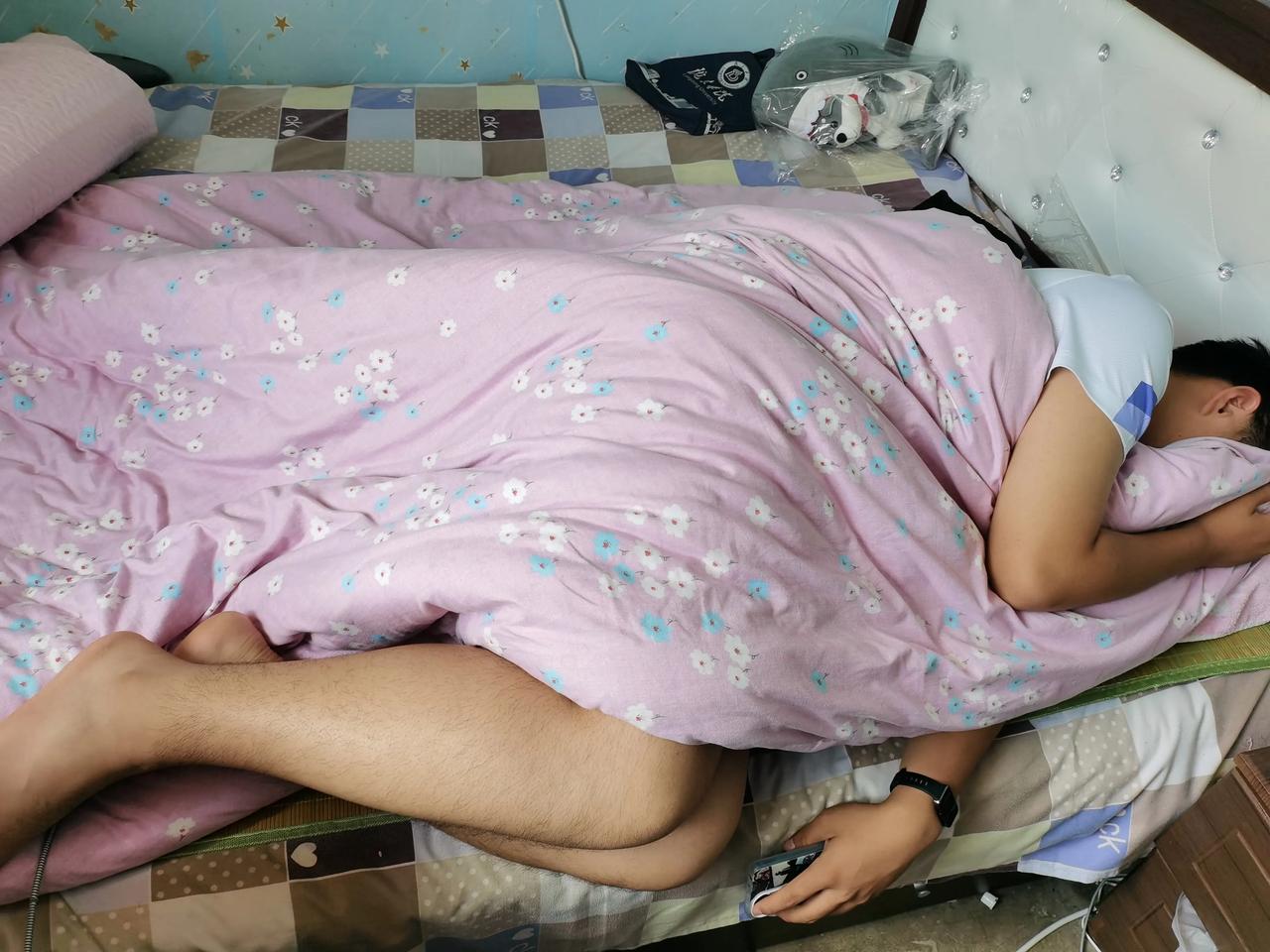 儿子高考期间，每考完一门，我并没有像其他家长一样，急切地询问他考得怎么样，成绩的