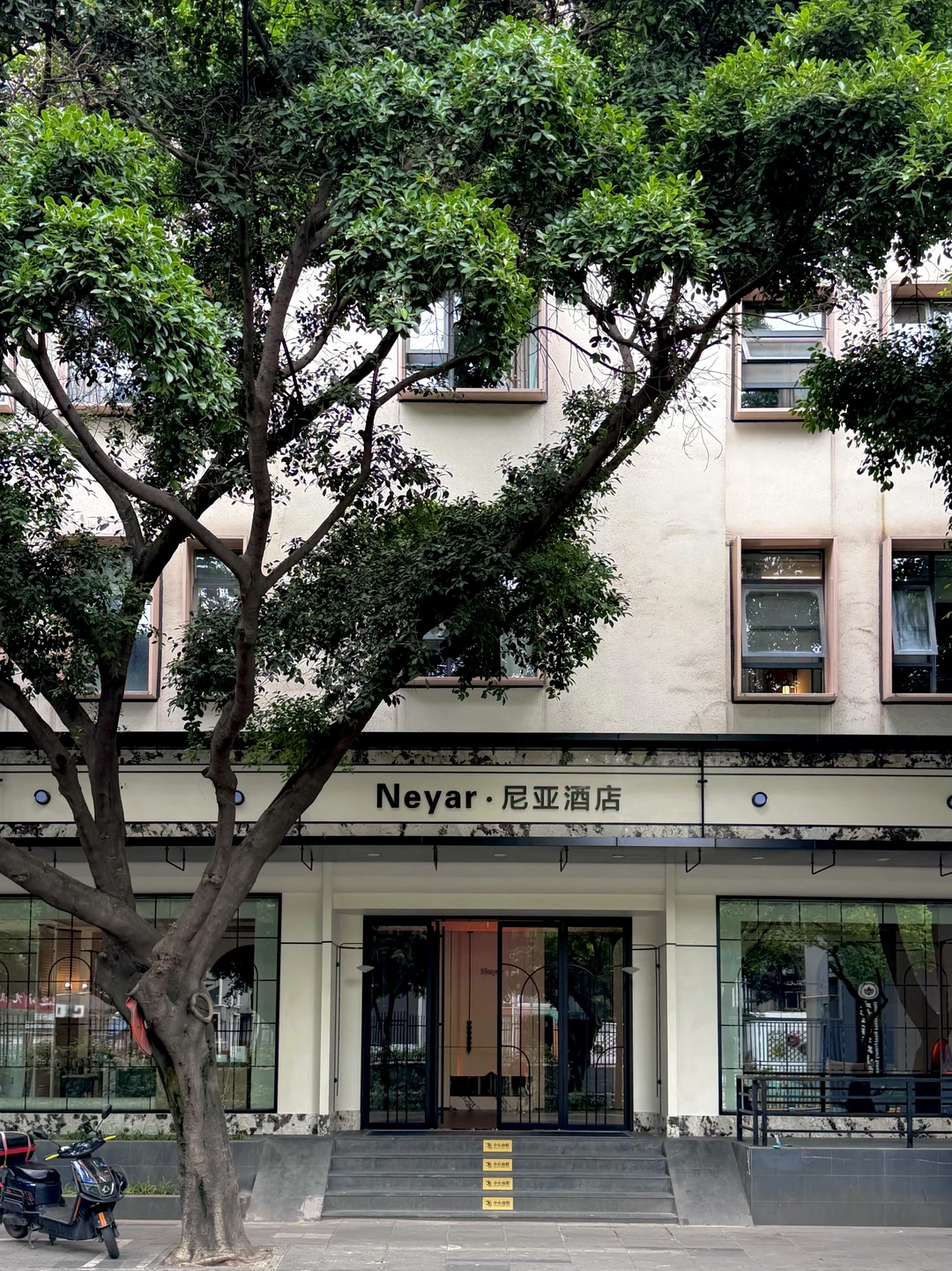 成都市中心树景酒店staycation（均100+）