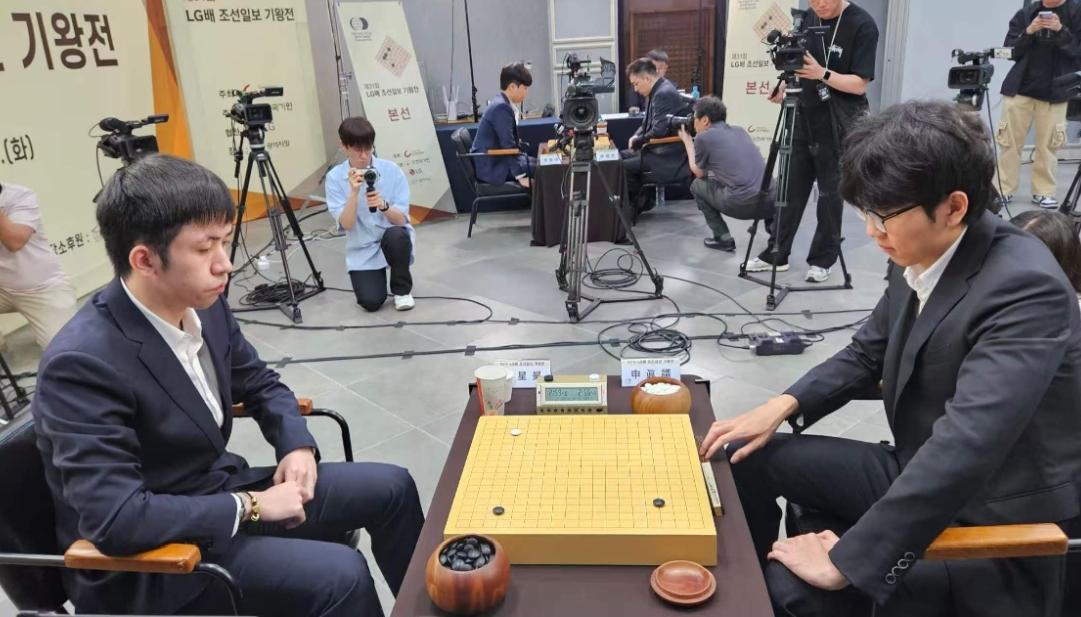 由神变人~申工智能要输两步妙手~星昊智能要赢第31届LG杯世界围棋棋王赛半