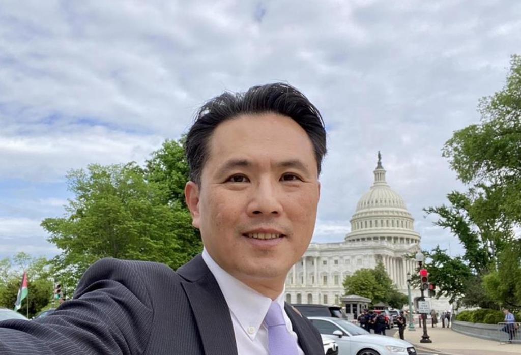 陈以信连续反击，炮火太猛：绿营招架不住，这个精心构造的谣言又崩了！米克拉台风