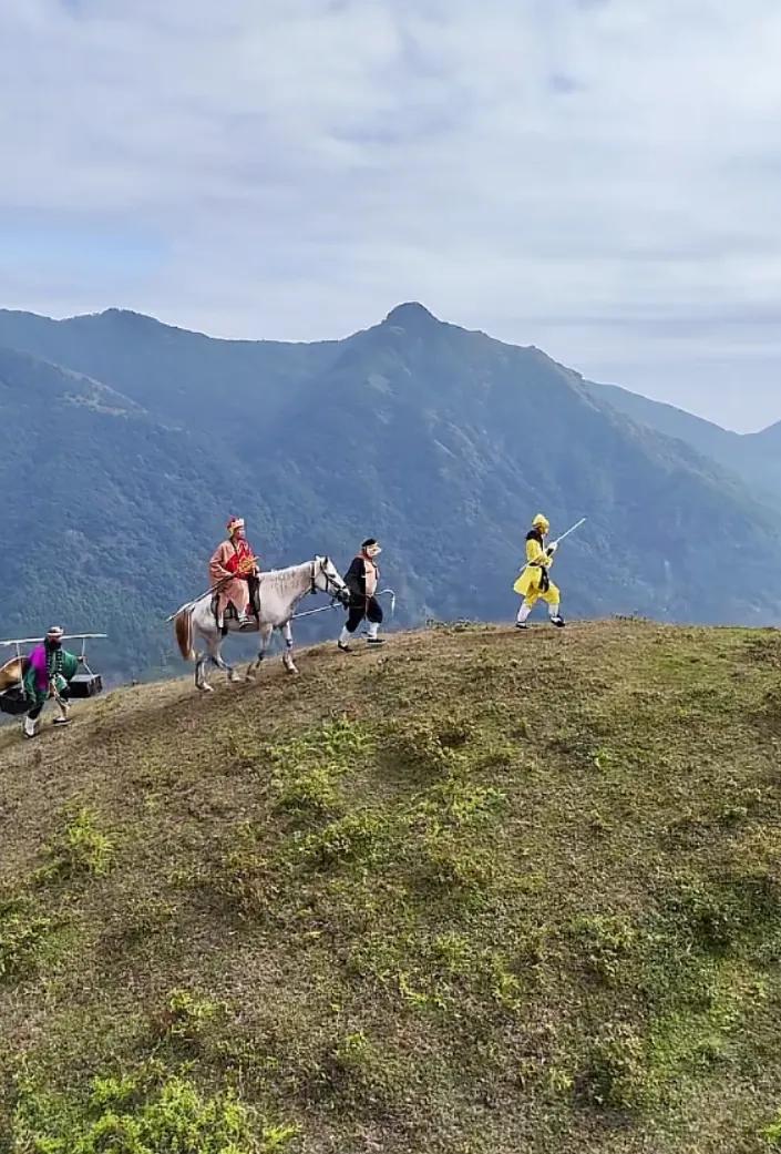 直播无底线？拿四大名著的《西游记》进行直播，难道自媒体真的没有路可走了吗？林