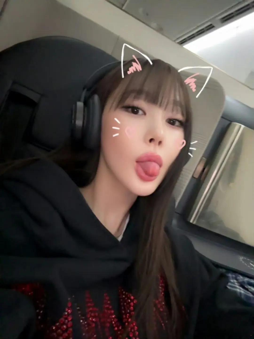 吉赛尔最近爱上了吐舌头你爱了吗​​​