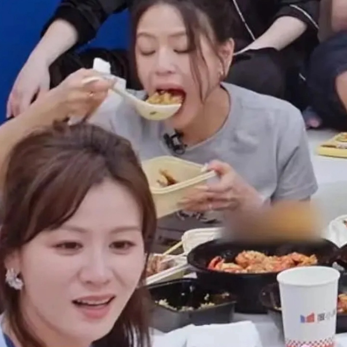 江语晨你拿的什么勺在吃饭？！深渊巨口！宝你还记得自己是个美丽的女明星吗！