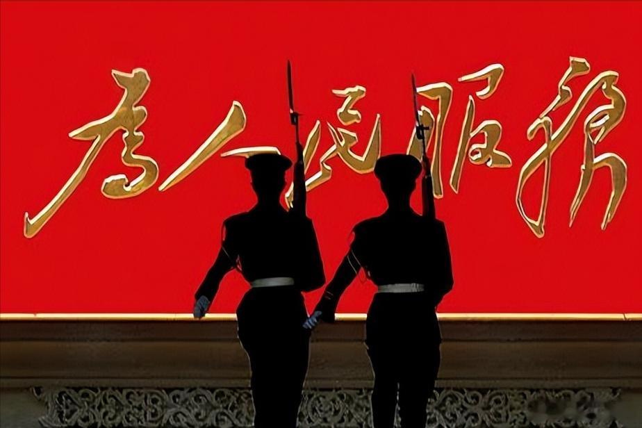 【高薪养廉为何不适合国情？孙玉良：有违信仰初心，必遭人民反对】近年来，每当公务员