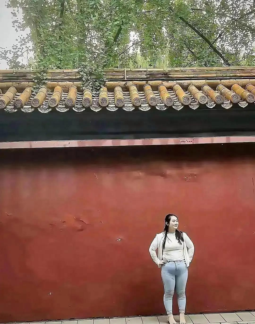 给女朋友拍了这张照片，已经三天不理我了！