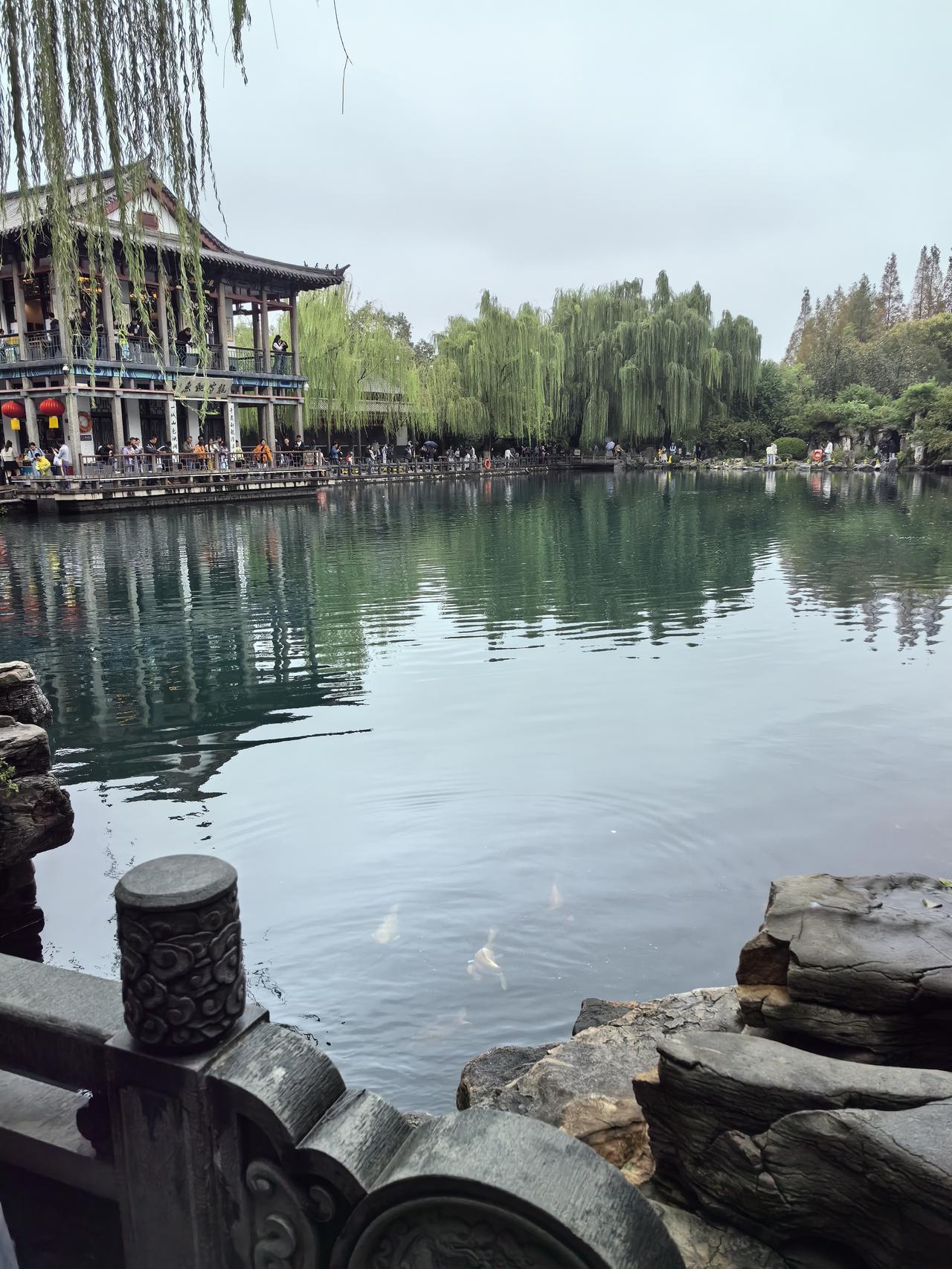 济南，我来了，四天王，我又走了这里景儿太美啦鱼儿是不是也比其他城市的幸福