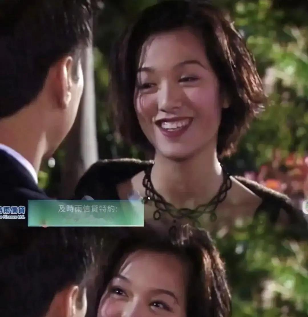 一个3秒的镜头，20多年后，播放量破了千万。但演员本人却出来求大家：放过我吧