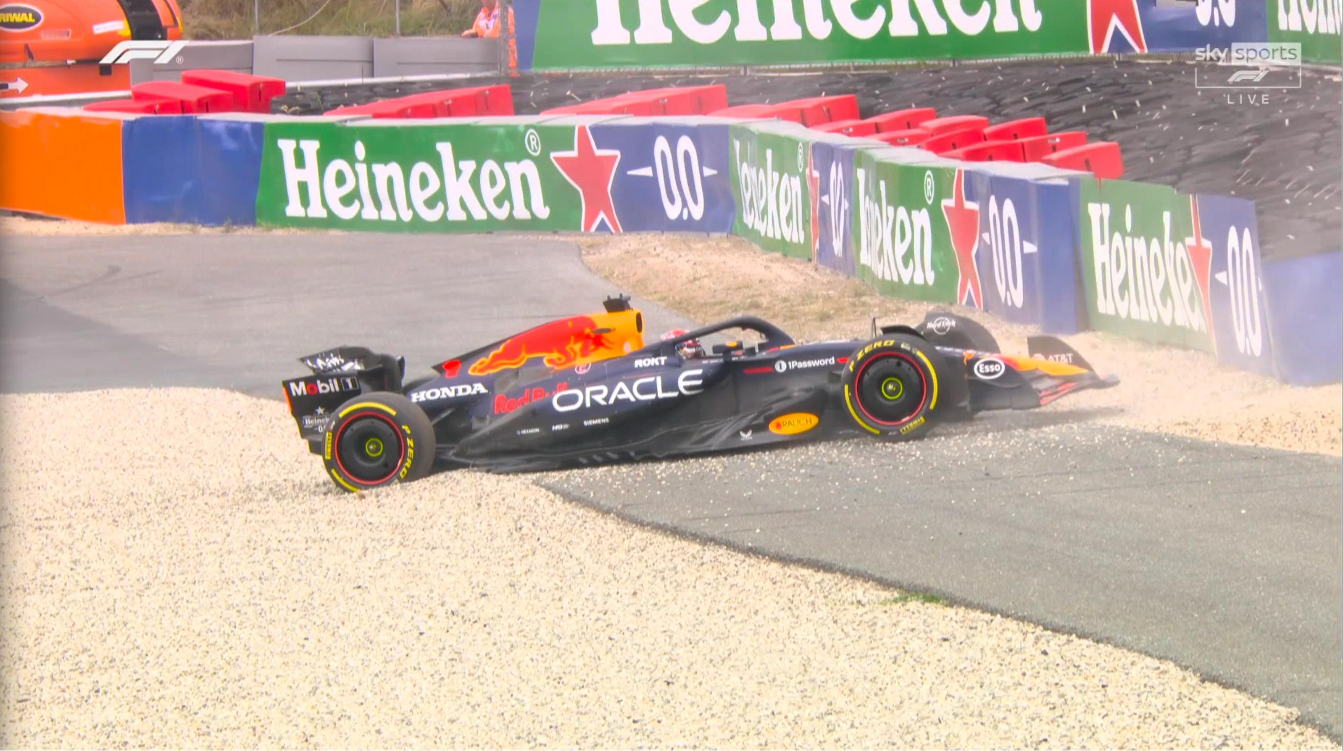 维斯塔潘在回场圈1号弯陷沙？？？F12025F1荷兰大奖赛​​​