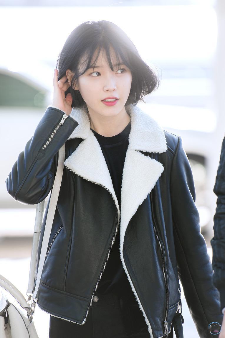 IU🌸IU李知恩AAA2025年度演员大赏2016年时光机🐥16121