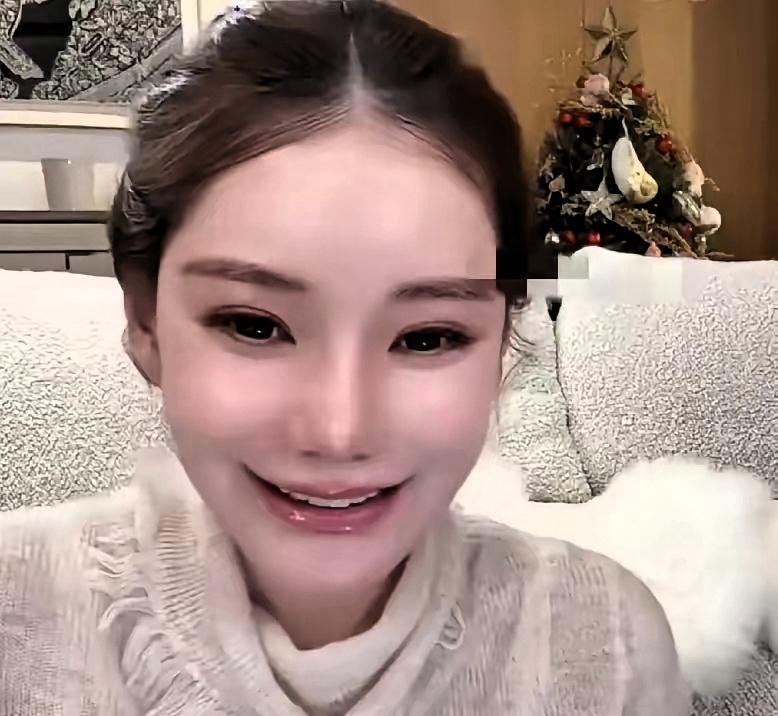 马筱梅办了个圣诞派对，2023年，为了玥儿姐弟，还有其他小朋友，大家都在想，这到