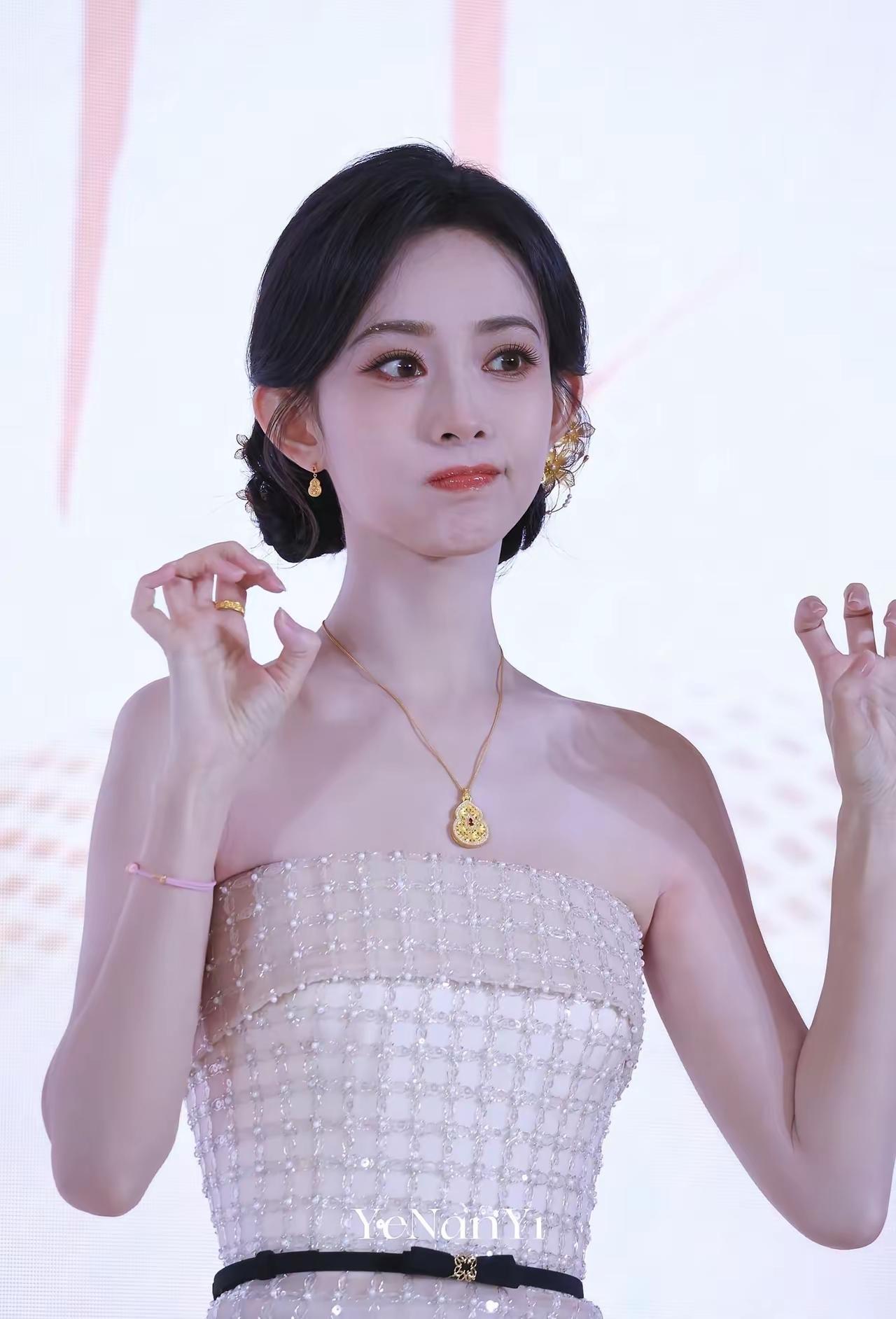 优雅气质，闪耀动人✨✨✨你觉得人生怎样过才有意义