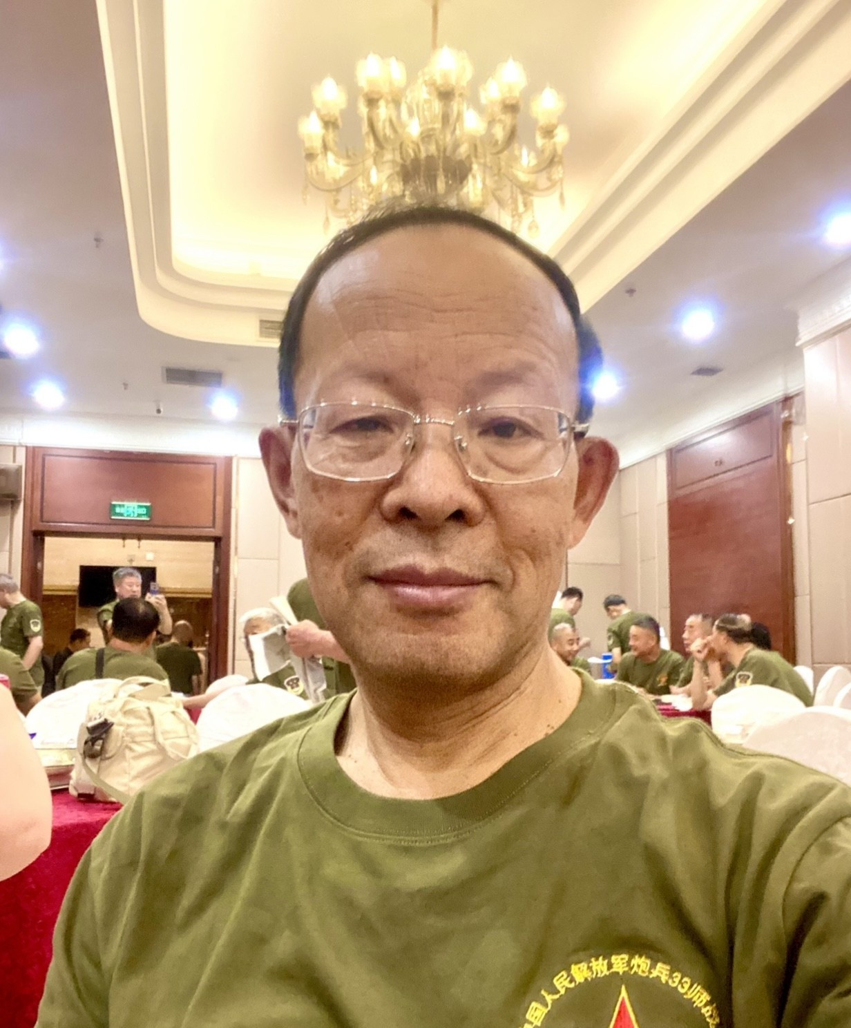 今年“八·一”建军节，我们老战友聚会暂停了。每年这个时候，大连籍的老战友