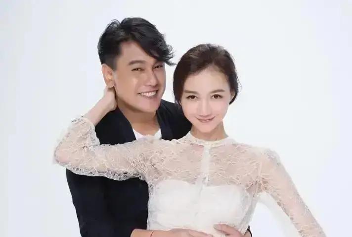 低谷三年，他一句话翻盘2014年，潘粤明被全网骂到无戏可拍。朱孝天一个电话