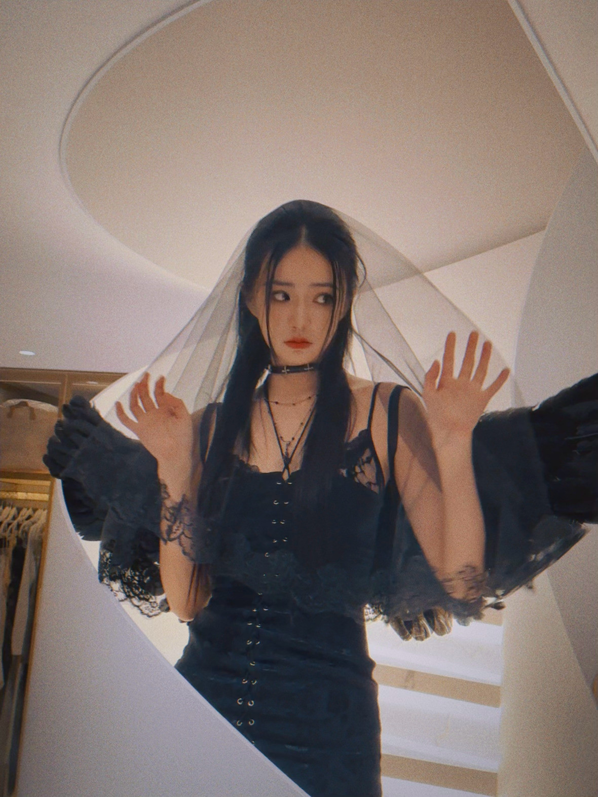 徐璐，黑天使美人。徐璐