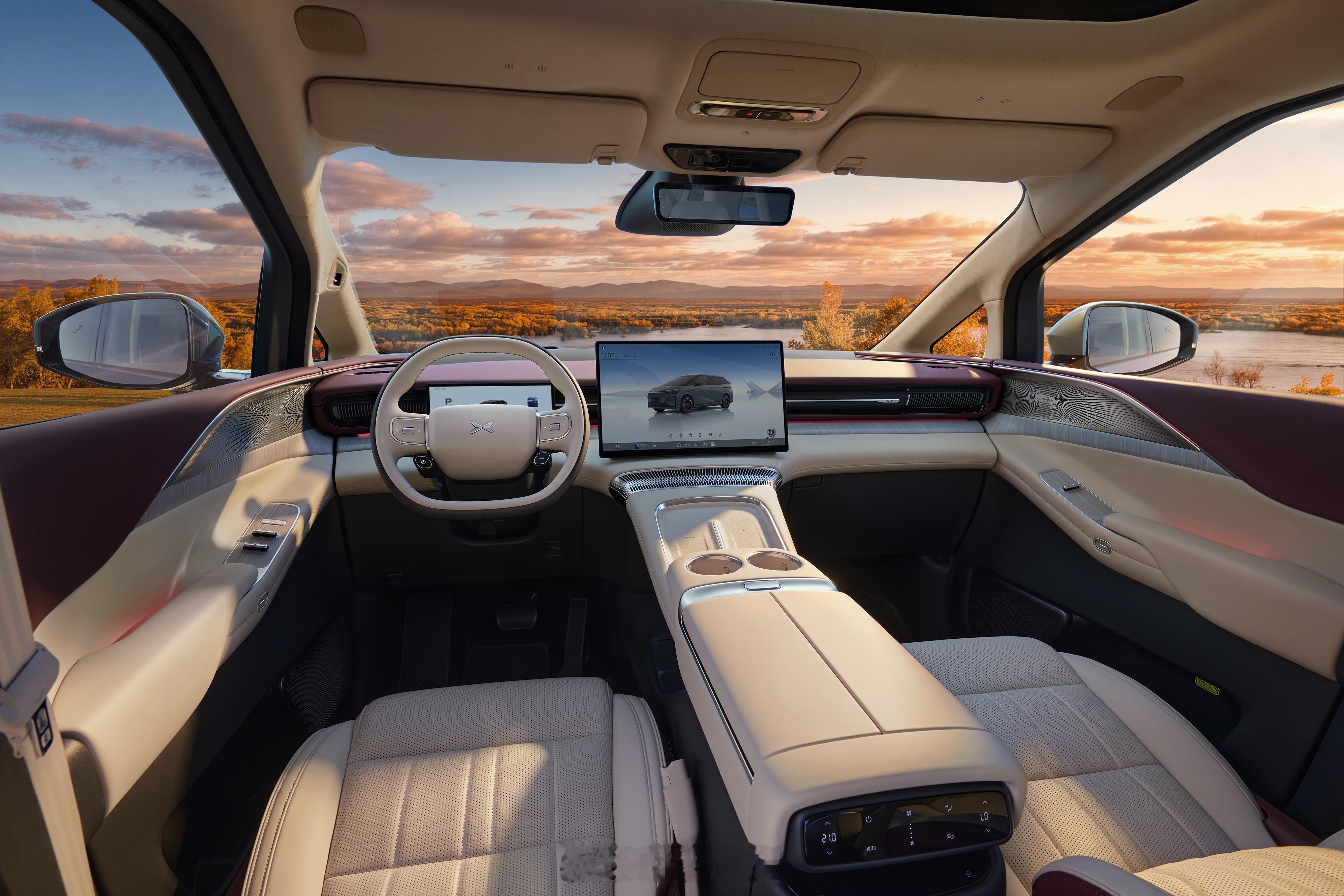 小鹏X9超级增程内饰曝光，全是狠活！首搭进口阿尤斯真木，全车真木长达4.2米同级