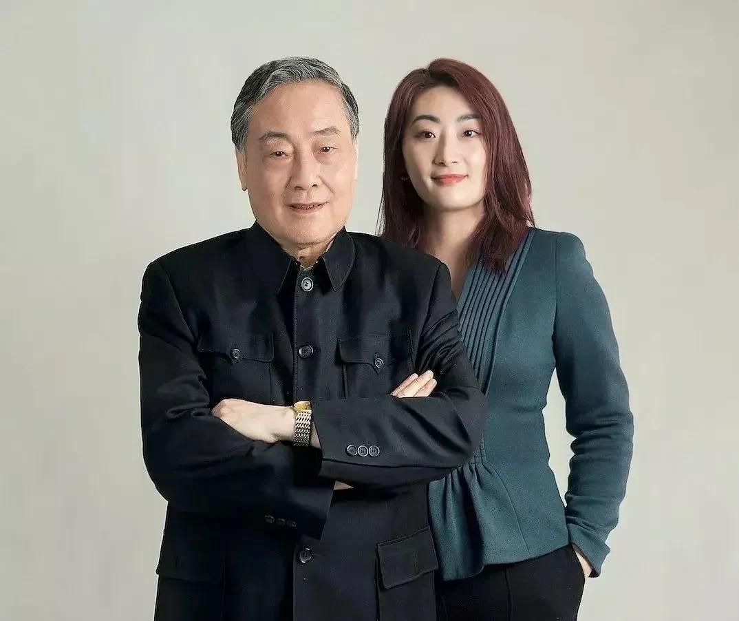 宗馥莉又被曝出猛料，形势似乎越来越不利了。刚看到报道，宗馥莉2004年获得美国