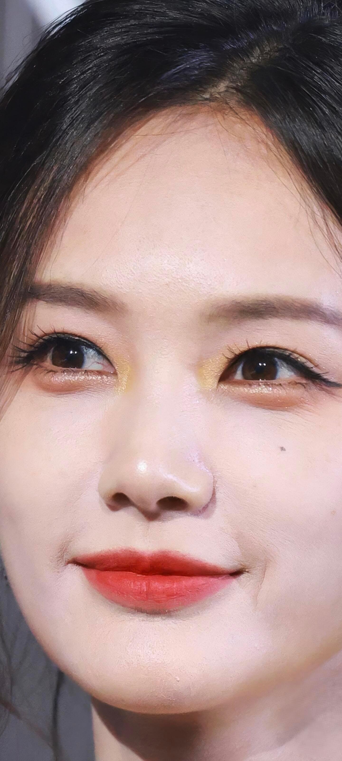 李一桐盛世吸睛脸​​​