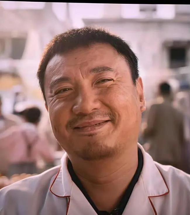 徐峥现在一定非常羡慕沈腾，龙餐馆应该是由徐峥来演的，明眼人都能看出来，创作的