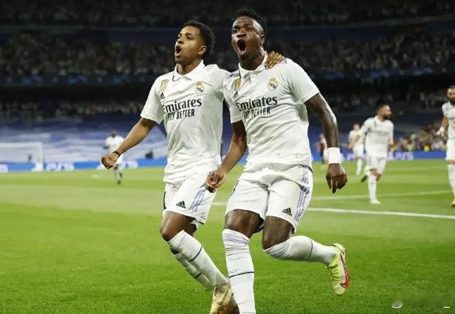 003.多特vs国米 平局好像对于双方没有太多的意义，赢了才有其他的机会存在，