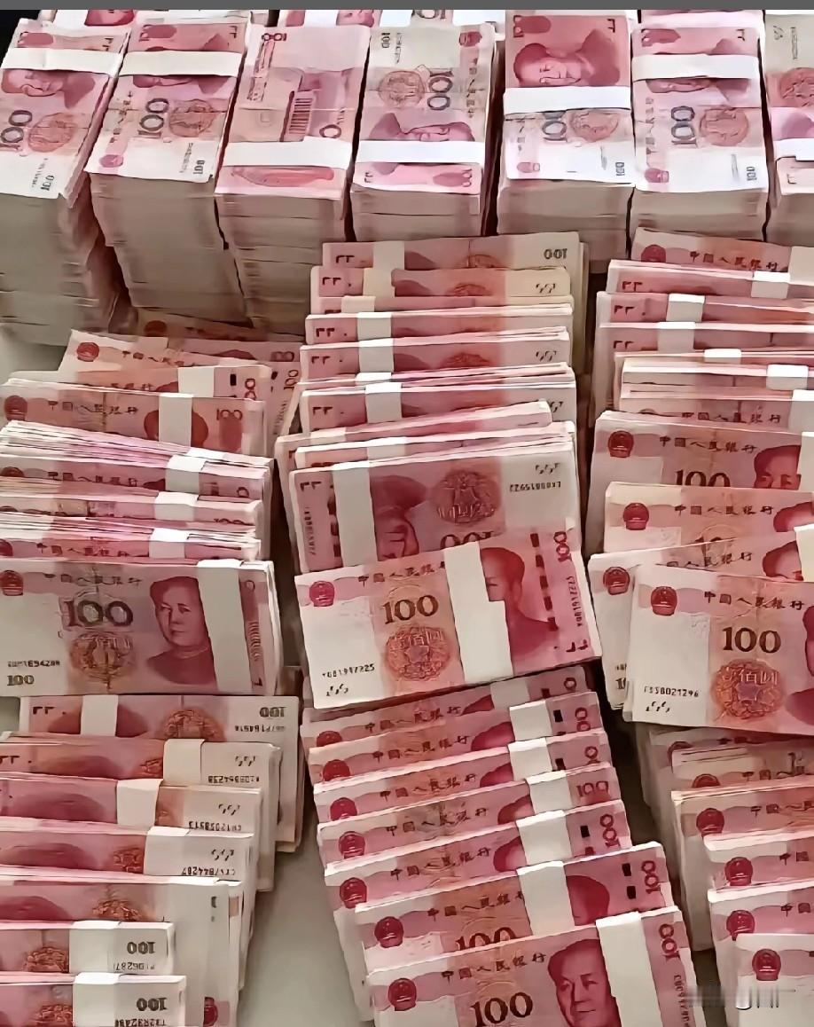 想搞钱一定不要错过这个风口9个人，用了半年时间赚了5.7亿，只因他们撞到A