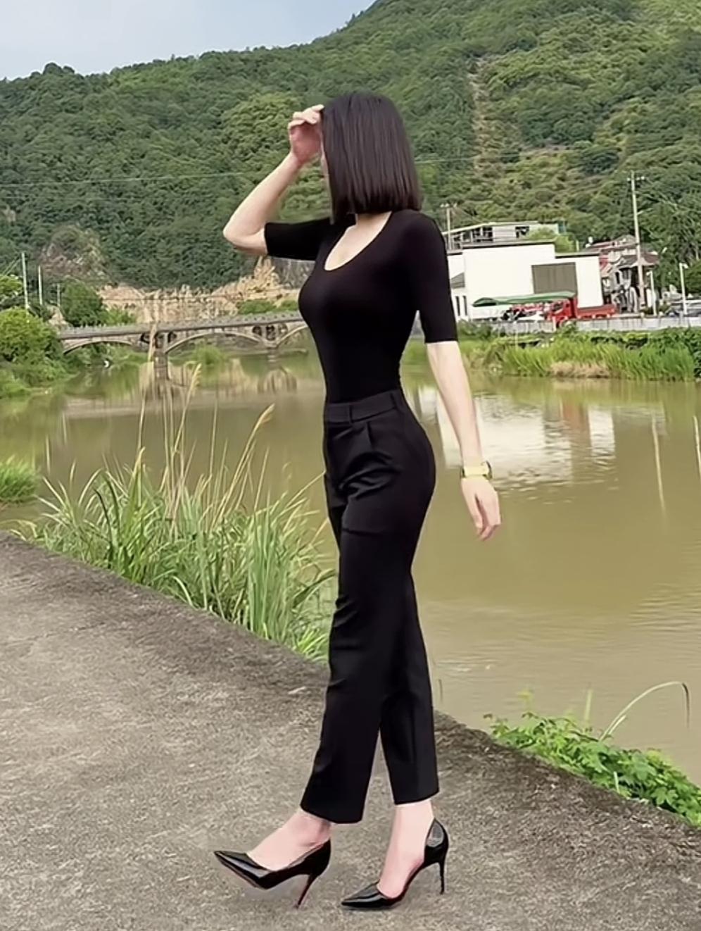 分享一双好看的高跟鞋