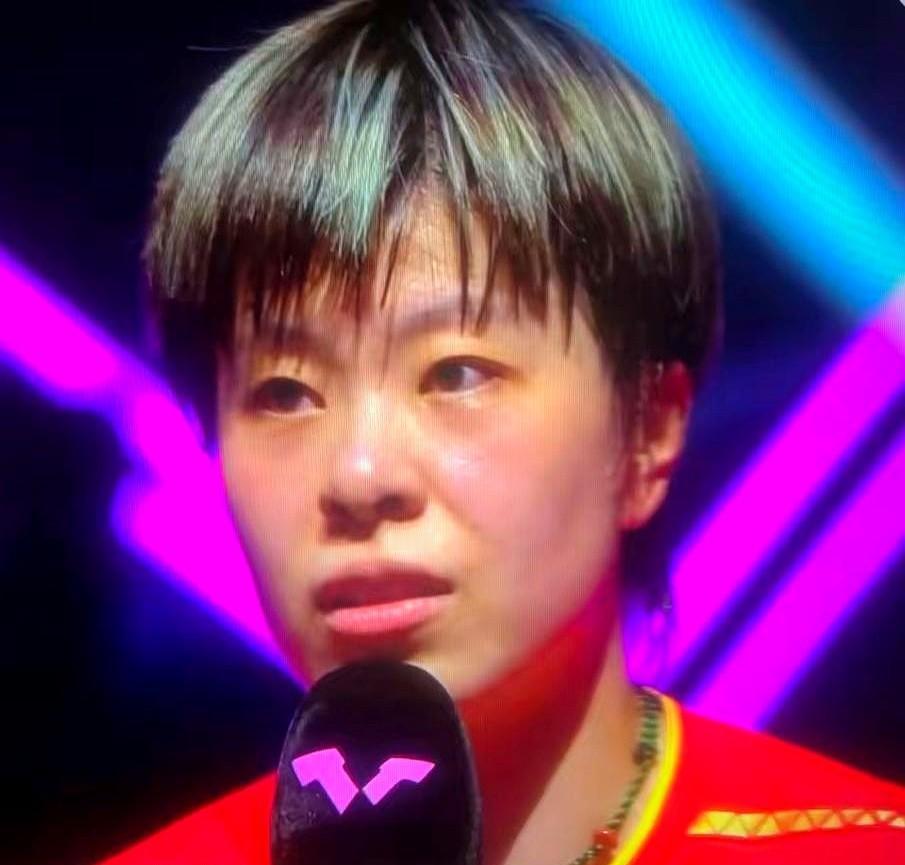 决胜局8-10落后，连追四分逆转，王艺迪用一记反手弧圈球，砸碎了所有“该结束了”