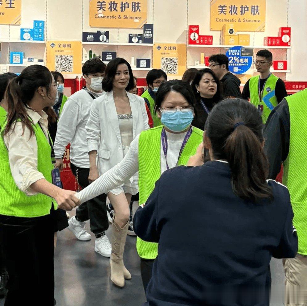 深圳山姆会员商店“港客”同比下滑近50%