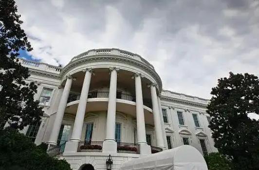 美国改口了！ 当地时间1月7日，特朗普公开发文表示：经过与参议员、众议员、部