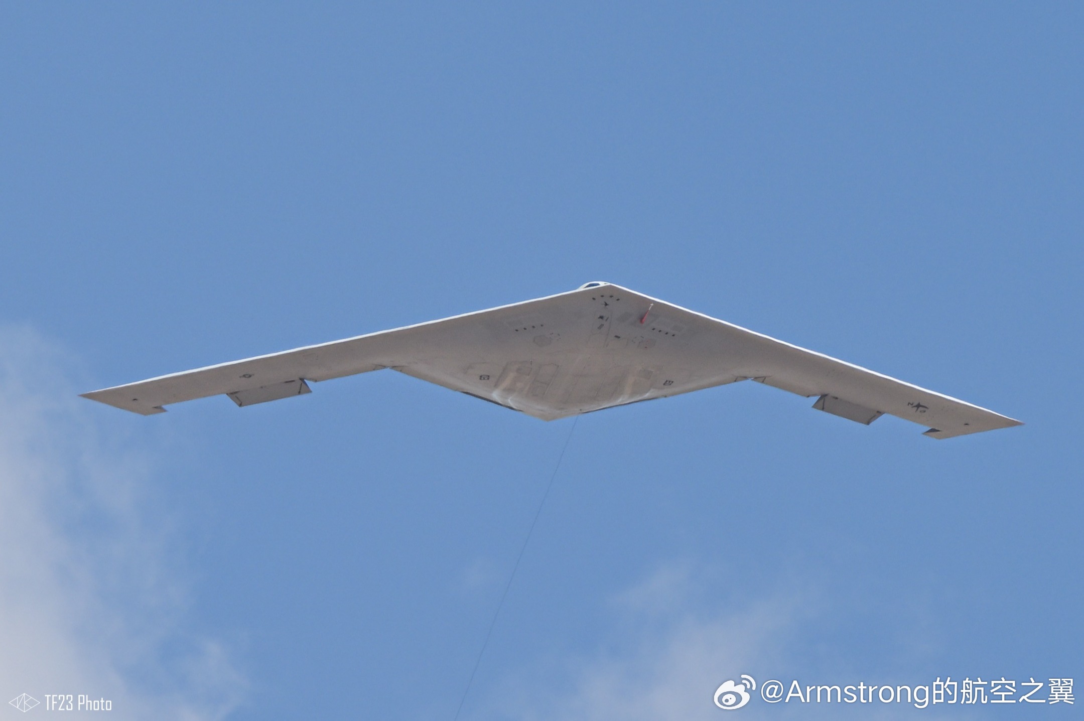 B-21新图