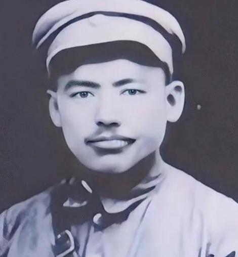 曾经纵横河西走廊的西北骑兵王，手握数万铁骑，却被自己的亲兄弟一刀一刀割掉兵权、割