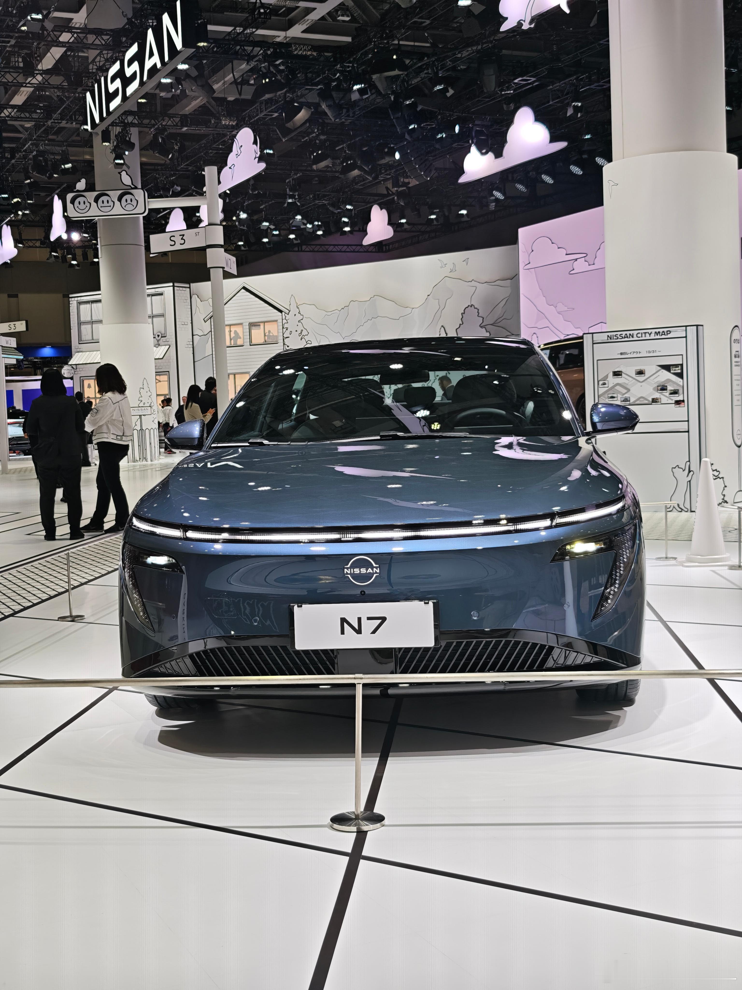 十年前,我的第一台日产,Q50S。大名鼎鼎的VQ37,3.7L排量的V6自然吸气