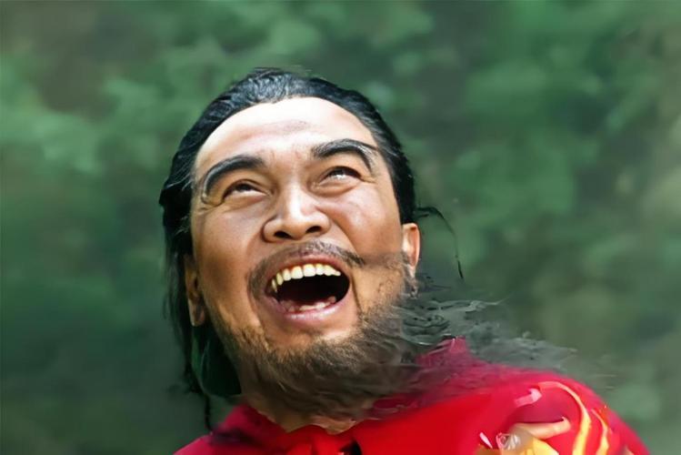 同是谋士献计，为何曹操赢麻、袁绍输光？看懂这一步，便知三国结局汉献帝流亡落