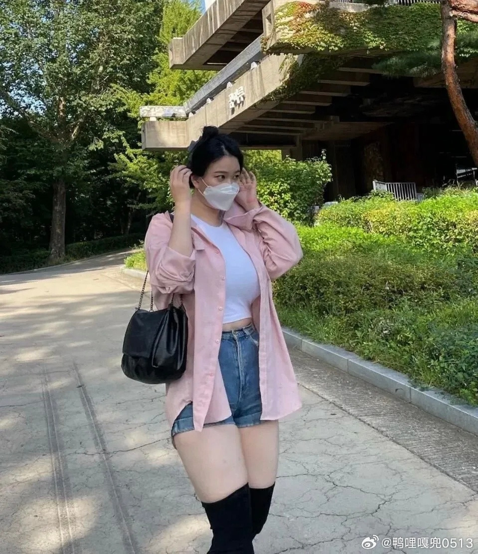 写真经常运动的人穿什么都好看你说呢？