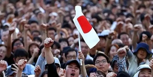 9月2号，美国驻日本大使馆突然一反常态，似乎突然记起了自己的二战战胜国和日本的战败国身份，发文并且配