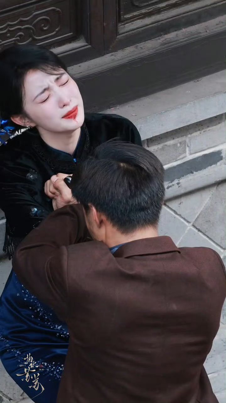 王楚然被刀吐血路透不要虐这个小船穿啊但不得不说楚然