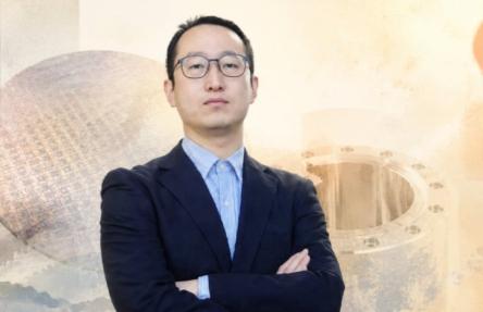 华为宣布韬定律后，芯片华裔天才果断回国，给了台积电当头一棒！ 2026年