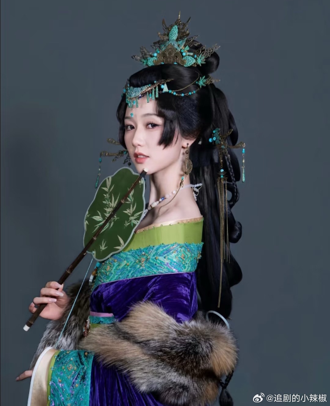 短剧版的万渣朝凰，又被她蹭到了