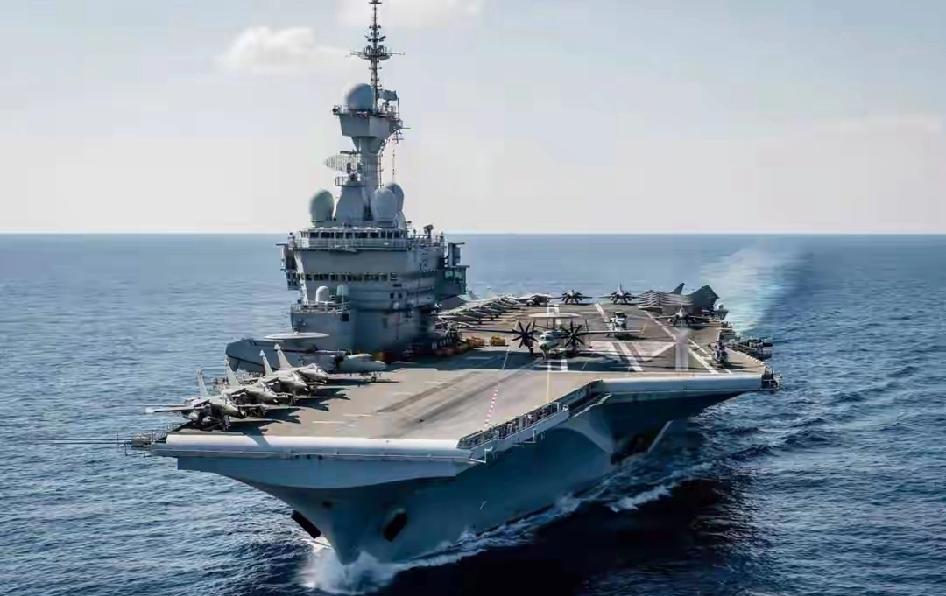 福建舰刚官宣服役，我国又一艘电磁弹射航母就启动海试，这速度简直让全世界都跟着沸腾