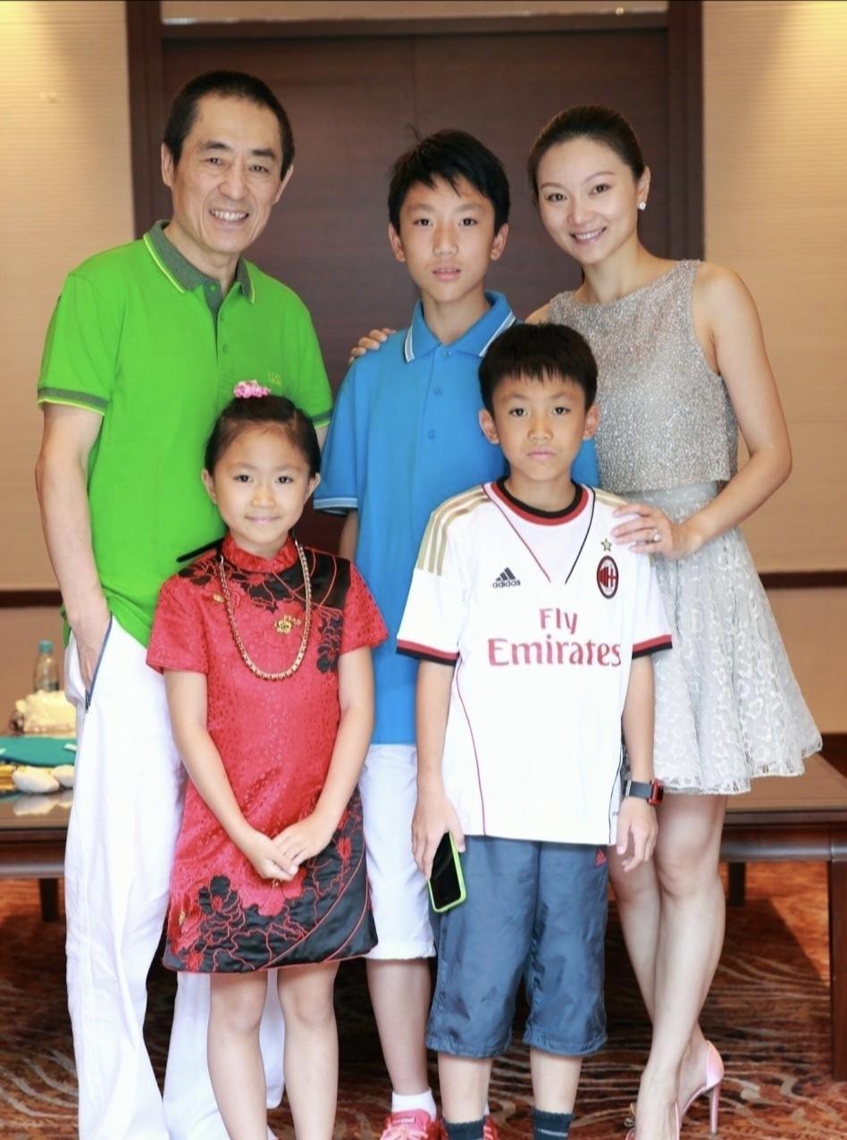 巩俐当初没有赢过陈婷成为张艺谋的妻子，并不是她不够美，而是纵观这么多大佬择偶标准
