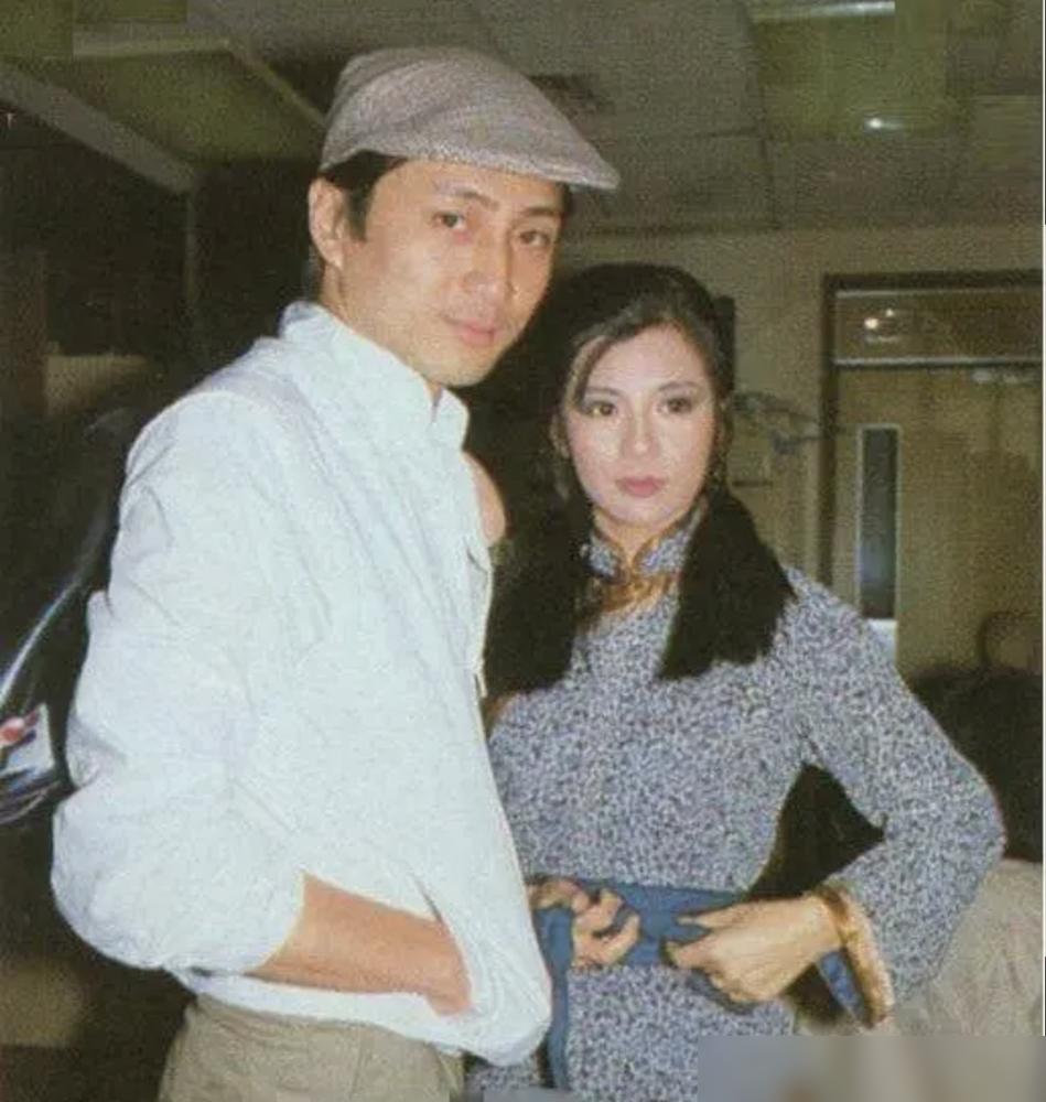 “如果你不回，就永远听不到我的声音了。”这不是电影台词，是1985年翁美玲